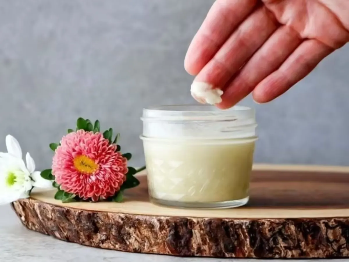 طرز تهیه کرم دست‌ساز سفیدکننده قوی