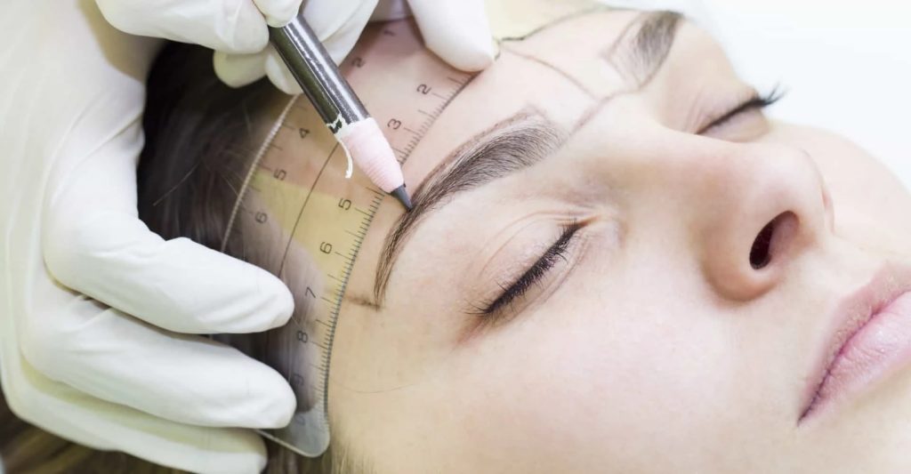 کاشت ابرو دائمی است یا فیبروز؟