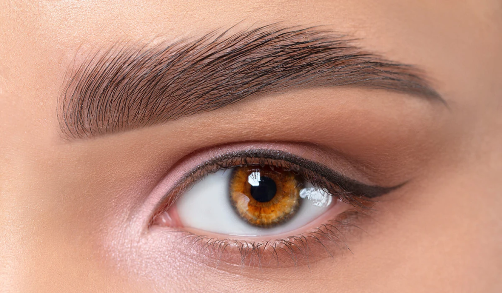 کاشت ابرو دائمی است یا فیبروز؟