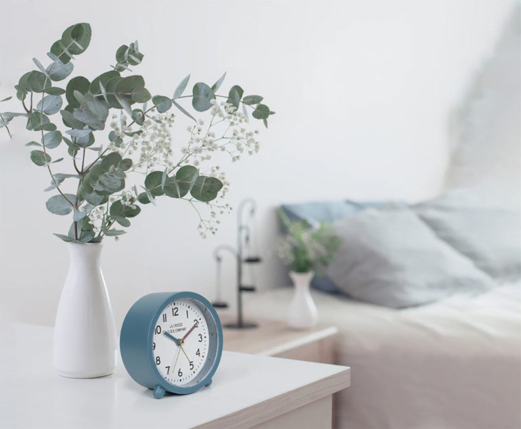 آیا ۴ ساعت خواب کافی است؟ علائم کمخوابی و راههای رسیدن به ۷ ساعت خواب