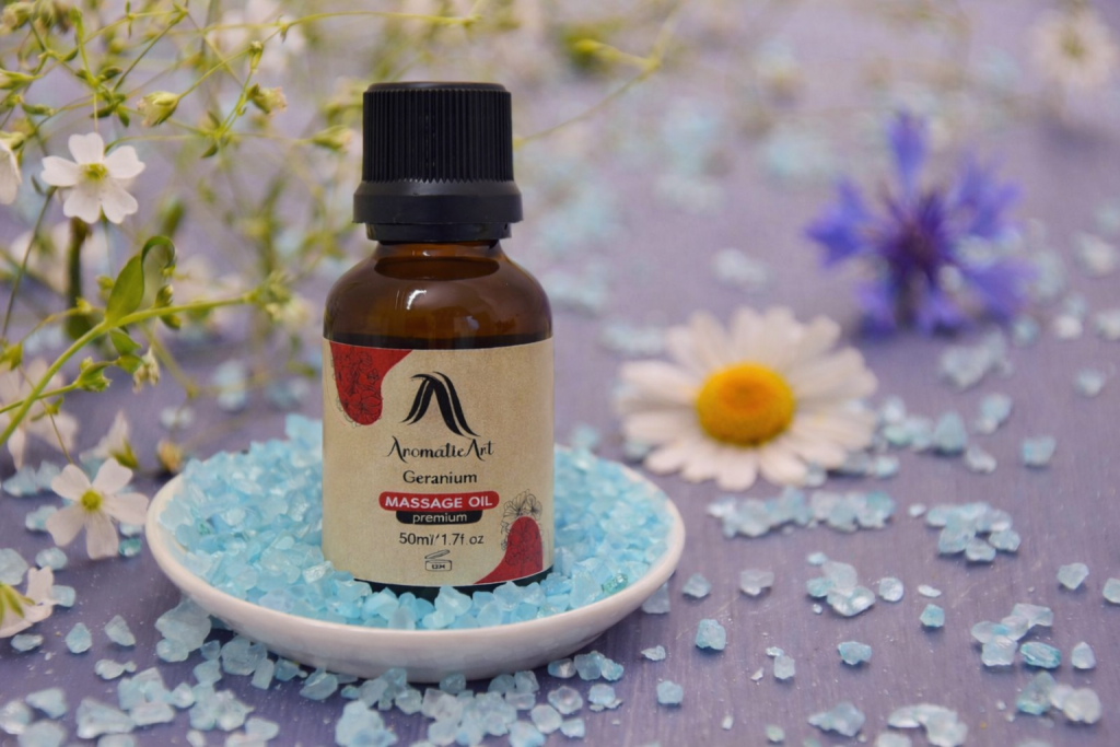 روغن ماساژ آروماتیک آرت - روغن ماساژ معطر - روغن ماساژ با رایحه نوتلا - روغن ماساژ با رایحه نعناع فلفلی - روغن ماساژ با رایحه ژرانیوم - روغن ماساژ با رایحه علف لیمو - روغن ماساژ با رایحه اسطوخودوس