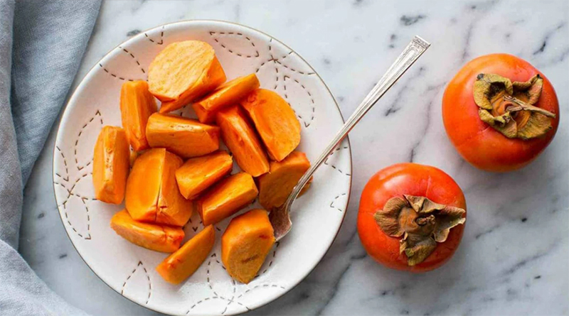 مصرف آسان خرمالو و در دسترس بودن خرمالو