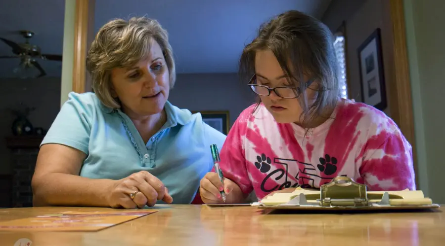 مراقب کودک سندرم داون